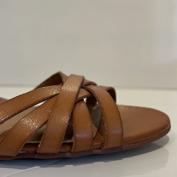 Torrid Faux Leather Open Toe Slip On Flats Shoes Size 8W - Picture 9 of 11